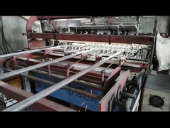 Geschweißte Gitterplatten in Produktion